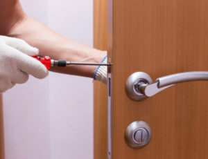OUR KNOWLEDGE AND EXPERIENCE Santa Monica Locksmith